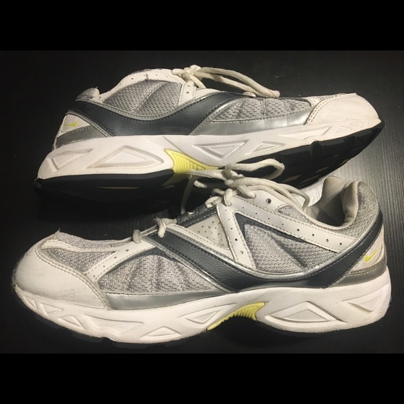 Nike BRS running shoes men’s size 11 - Picture 5 of 7